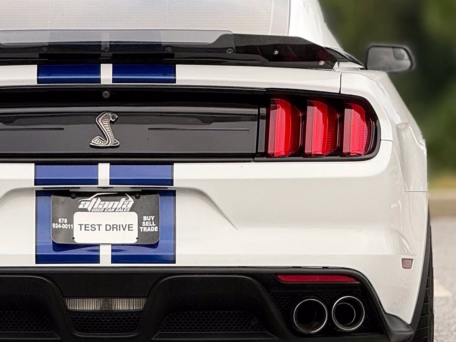 Used 2016 Ford Mustang Shelby GT350 w/ Technology Package RWD image 17