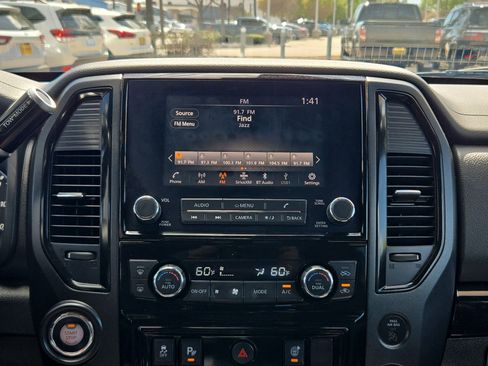 Used 2024 Nissan Titan SV w/ SV Bronze Edition Package image 16
