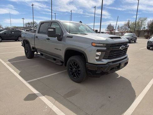 New 2025 Chevrolet Silverado 2500 Custom w/ Custom Value Package image 3