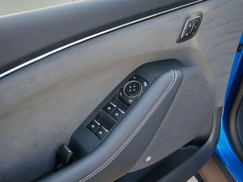 Used 2025 Ford Mustang Mach-E GT AWD/4WD image 16