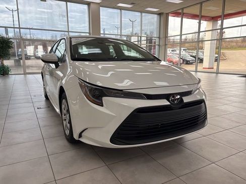New 2026 Toyota Corolla LE image 3