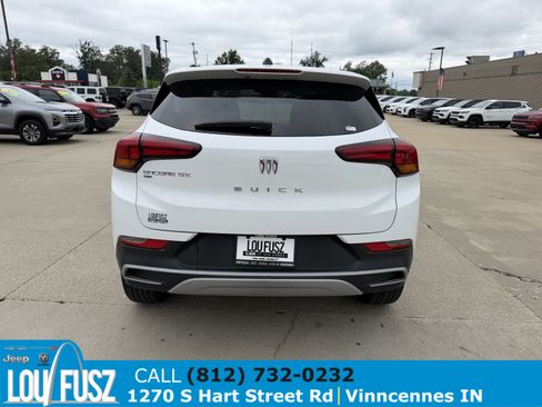 Used 2025 Buick Encore GX Preferred AWD/4WD image 6