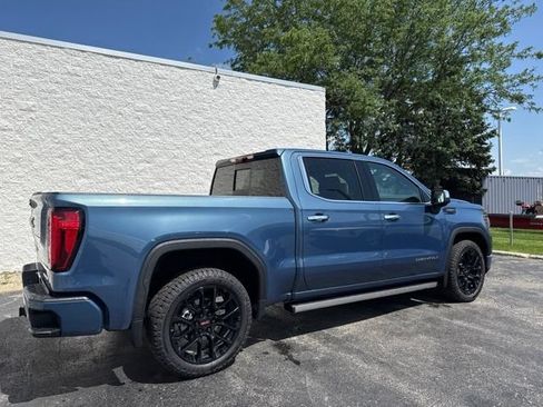 Used 2026 GMC Sierra 1500 Denali Ultimate AWD/4WD image 5