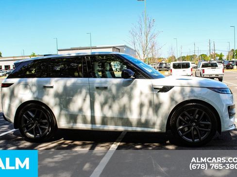 Used 2025 Land Rover Range Rover Sport Dynamic SE AWD/4WD image 9