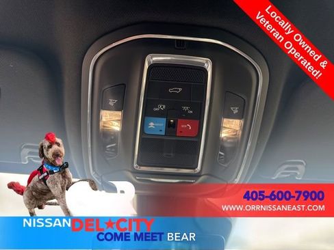 Used 2024 Jeep Wagoneer L Series II RWD image 30