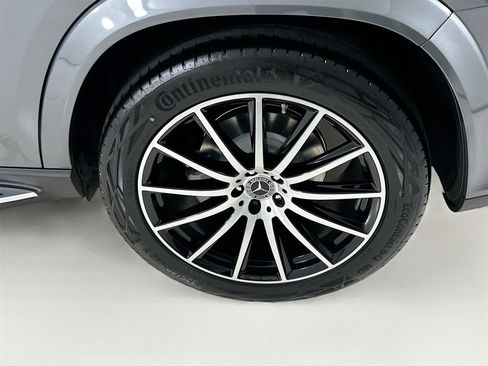 New 2026 Mercedes-Benz GLS 580 4MATIC image 35