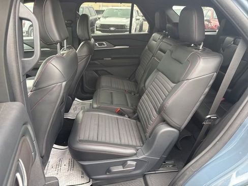 Used 2025 Ford Explorer ST-Line w/ Premium Package AWD/4WD image 27