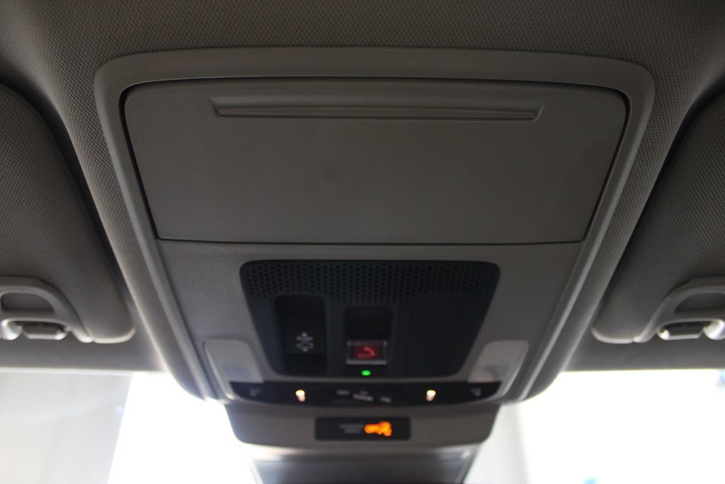 Used 2025 Honda Accord SE image 19