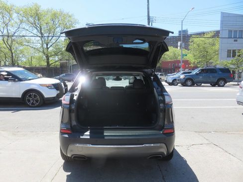 Used 2019 Jeep Cherokee Limited AWD/4WD image 25