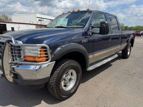 Used 2001 Ford F250 Lariat AWD/4WD image 9