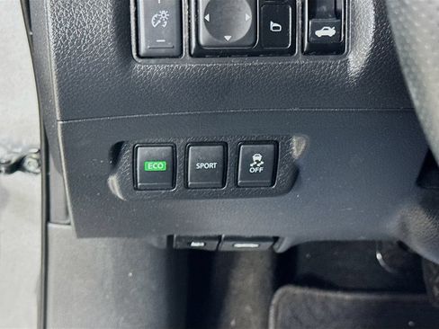 Used 2018 Nissan Sentra S w/ S Midnight Style Package FWD image 11