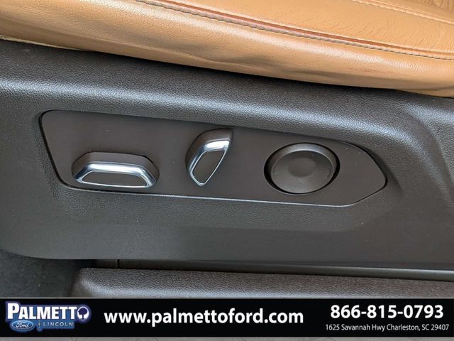 Used 2023 Cadillac Escalade Premium Luxury AWD/4WD image 20