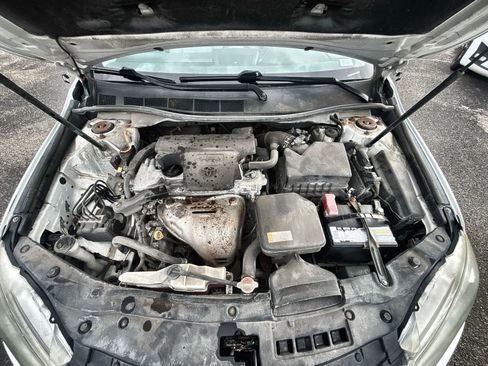 Used 2016 Toyota Camry SE image 17