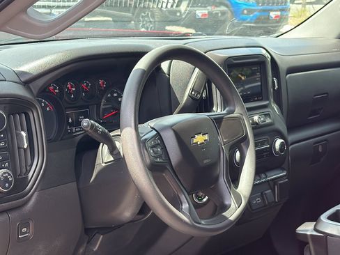 Used 2023 Chevrolet Silverado 1500 Custom AWD/4WD image 13