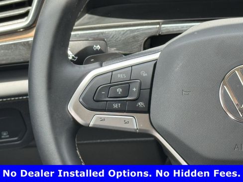 Used 2025 Volkswagen Atlas SE FWD image 13