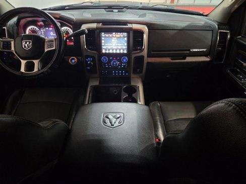 Used 2015 RAM 2500 Laramie w/ Black Appearance Group image 6