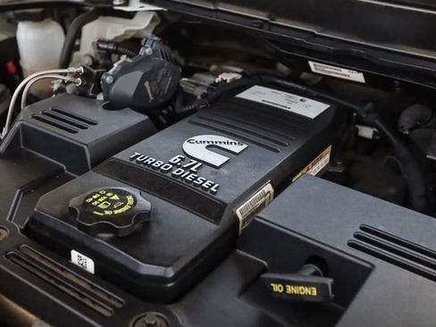 Used 2022 RAM 3500 Tradesman w/ Chrome Appearance Group AWD/4WD image 72