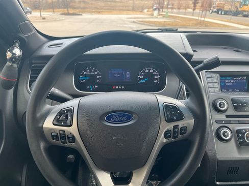 Used 2013 Ford Taurus Police Interceptor AWD image 11