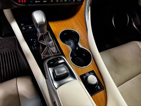 Used 2018 Lexus RX 350 FWD w/ Premium Package image 26