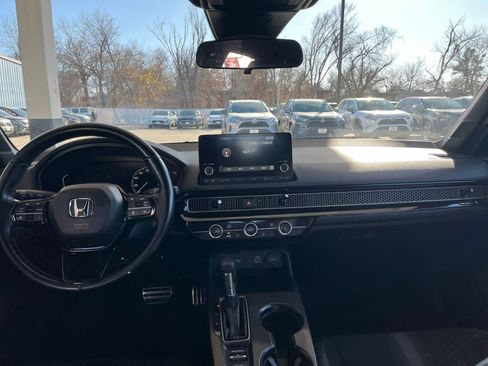 Used 2024 Honda Civic Sport image 31
