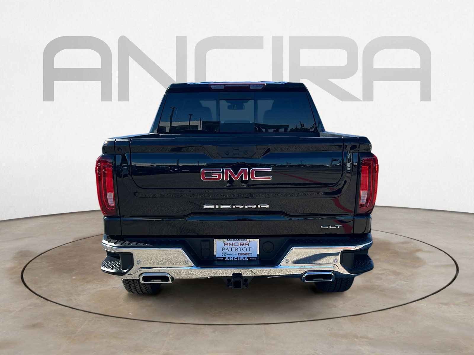 Used 2026 GMC Sierra 1500 SLT AWD/4WD image 9