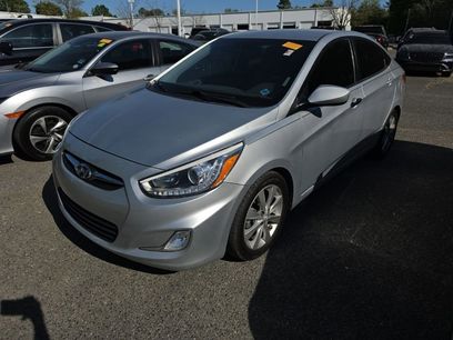 Used 2014 Hyundai Accent GLS w/ Option Group 2
