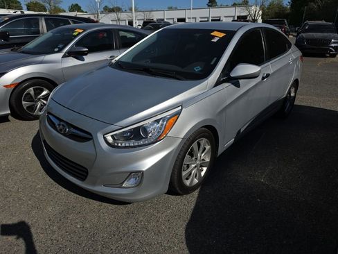 Used 2014 Hyundai Accent GLS w/ Option Group 2 image 1