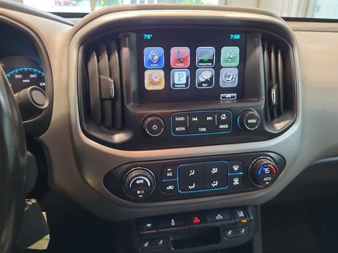 Used 2016 Chevrolet Colorado LT w/ Luxury Package, Chrome AWD/4WD image 16