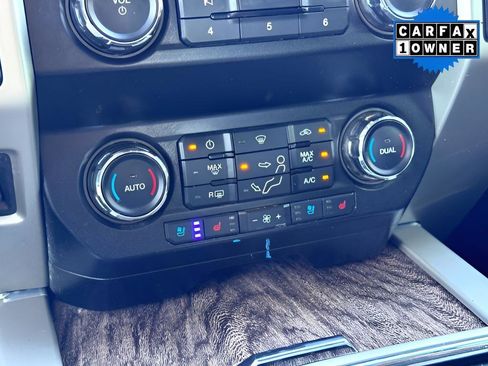 Used 2021 Ford F250 Lariat w/ Chrome Package image 27