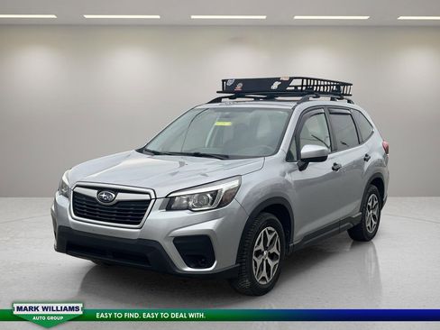 Used 2019 Subaru Forester Premium image 3