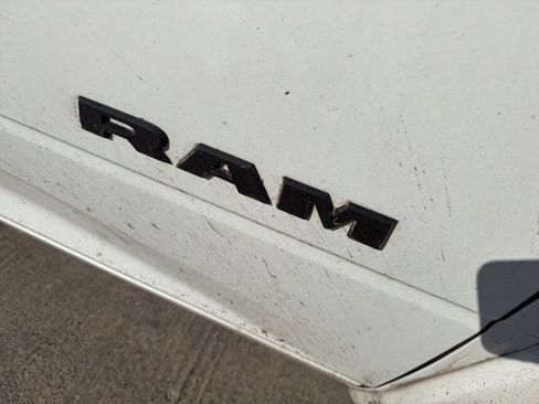 Used 2022 RAM 2500 Laramie AWD/4WD image 11