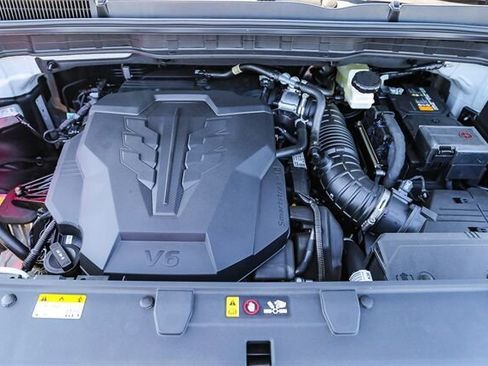 New 2026 Kia Carnival SX w/ SX Dark Edition Package FWD image 25