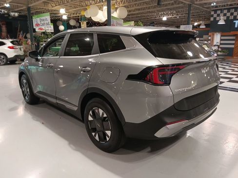 Used 2026 Kia Sportage LX FWD image 13