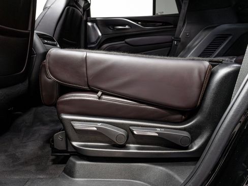 Used 2022 Cadillac Escalade Sport Platinum image 30