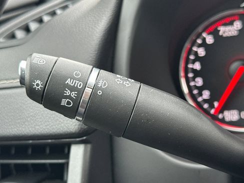 Used 2023 GMC Terrain Denali w/ Denali Premium Package image 37