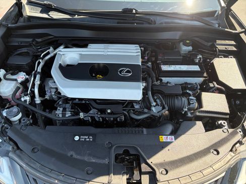 Used 2021 Lexus UX 200 FWD image 30