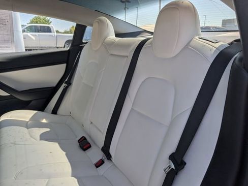 Used 2021 Tesla Model 3 Standard Range Plus RWD image 8