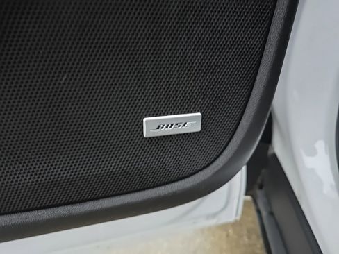 Used 2018 GMC Terrain Denali w/ Advanced Safety Package image 27