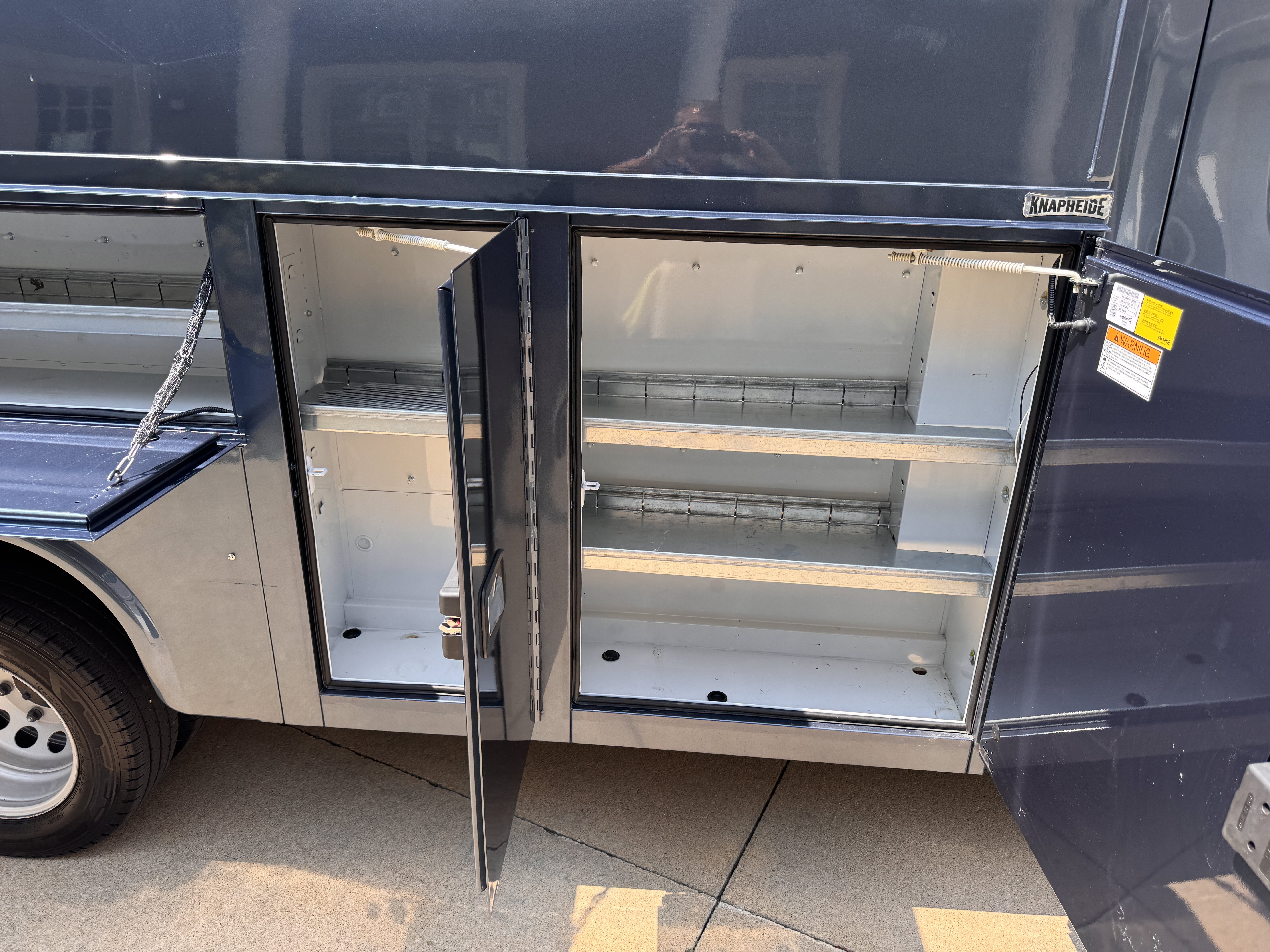 Used 2025 Ford Transit 350 DRW RWD image 28
