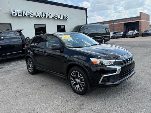 Used 2017 Mitsubishi Outlander Sport LE image 4