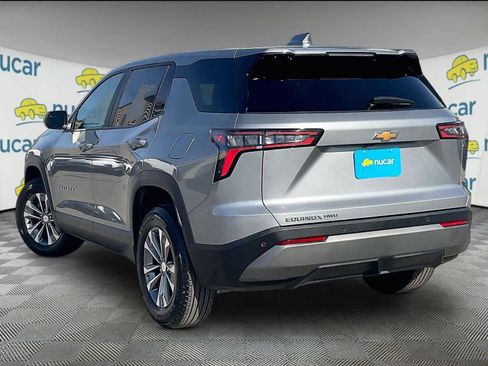 Used 2025 Chevrolet Equinox LT image 4