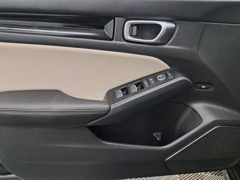 Certified 2024 Honda Civic Touring image 21