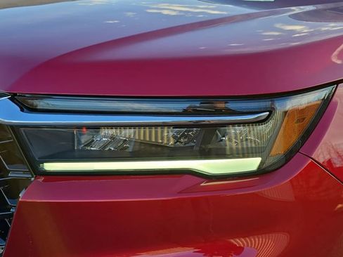 New 2025 Honda Pilot Touring image 32