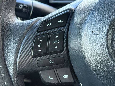 Used 2017 Toyota Yaris iA image 16