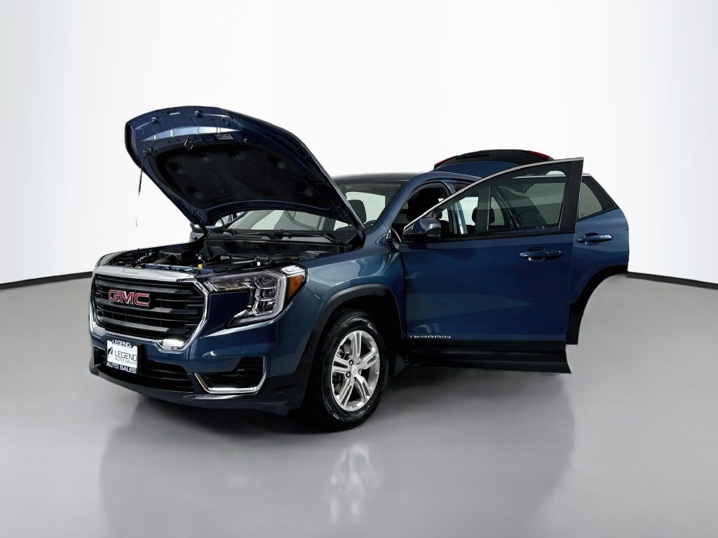 Used 2024 GMC Terrain SLE AWD/4WD image 18