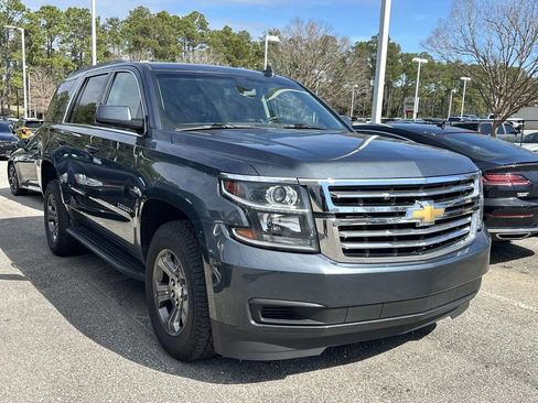 Used 2019 Chevrolet Tahoe LS image 3