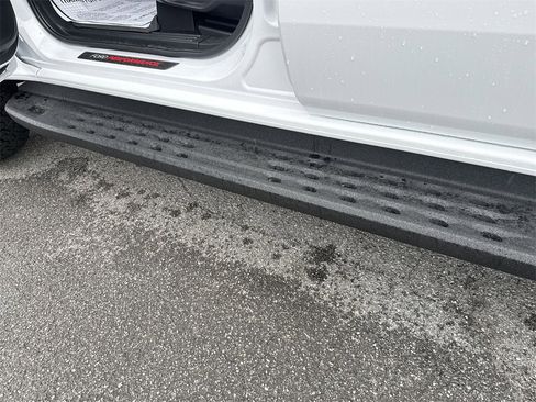 New 2025 Ford Ranger Raptor image 43