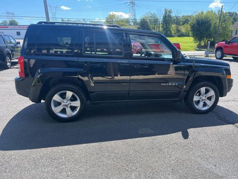 Used 2015 Jeep Patriot Latitude image 5