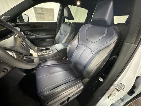 Certified 2026 INFINITI QX60 Sport w/ Dark Cargo Package AWD/4WD image 3