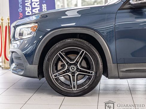 Used 2021 Mercedes-Benz GLB 250 4MATIC image 7